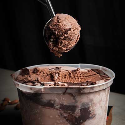 Sorvete de massa sabor chocolate